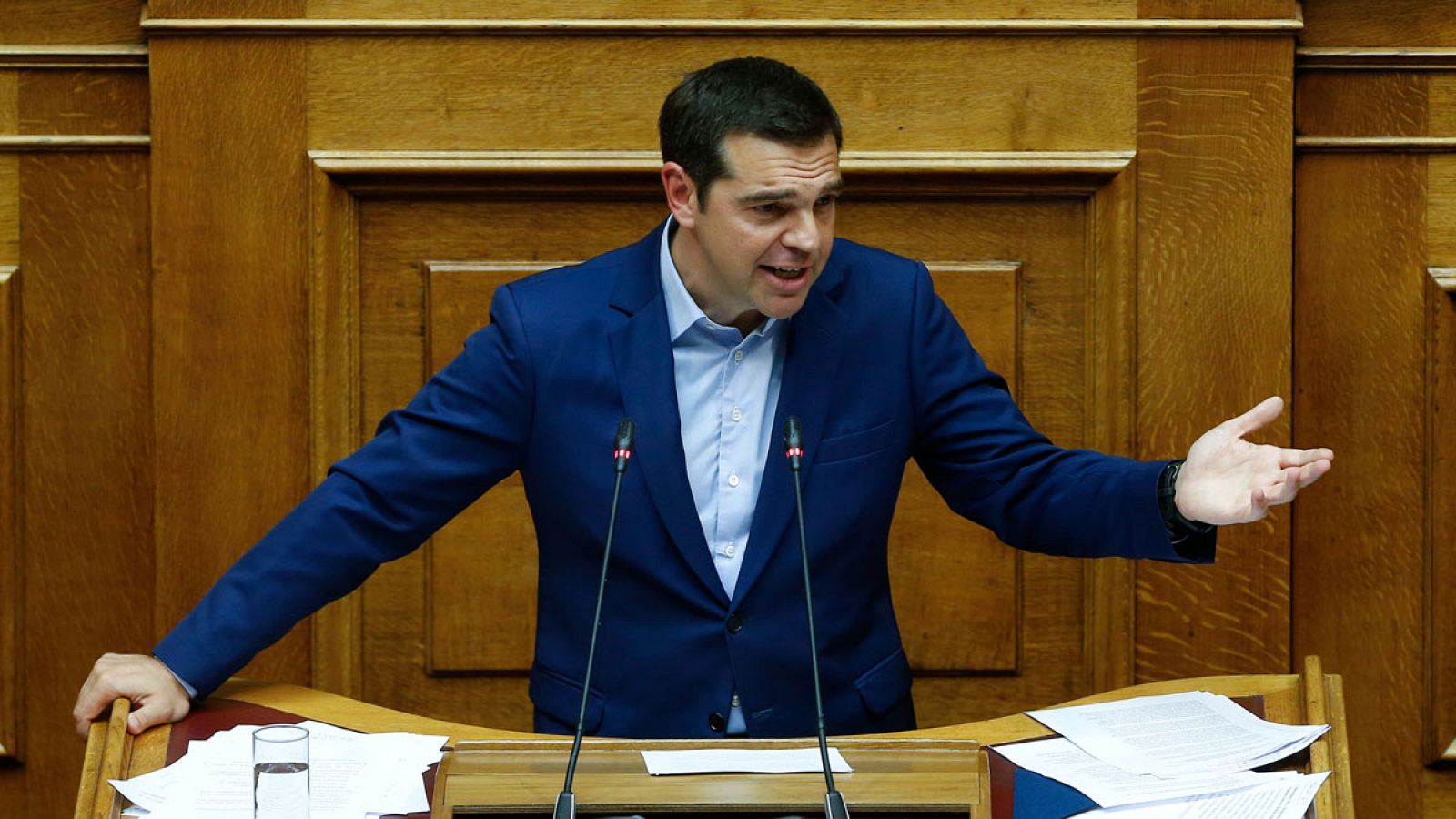 El primer ministro de Grecia, Alexis Tsipras, durante su discurso antes de la votación de la moción de censura.