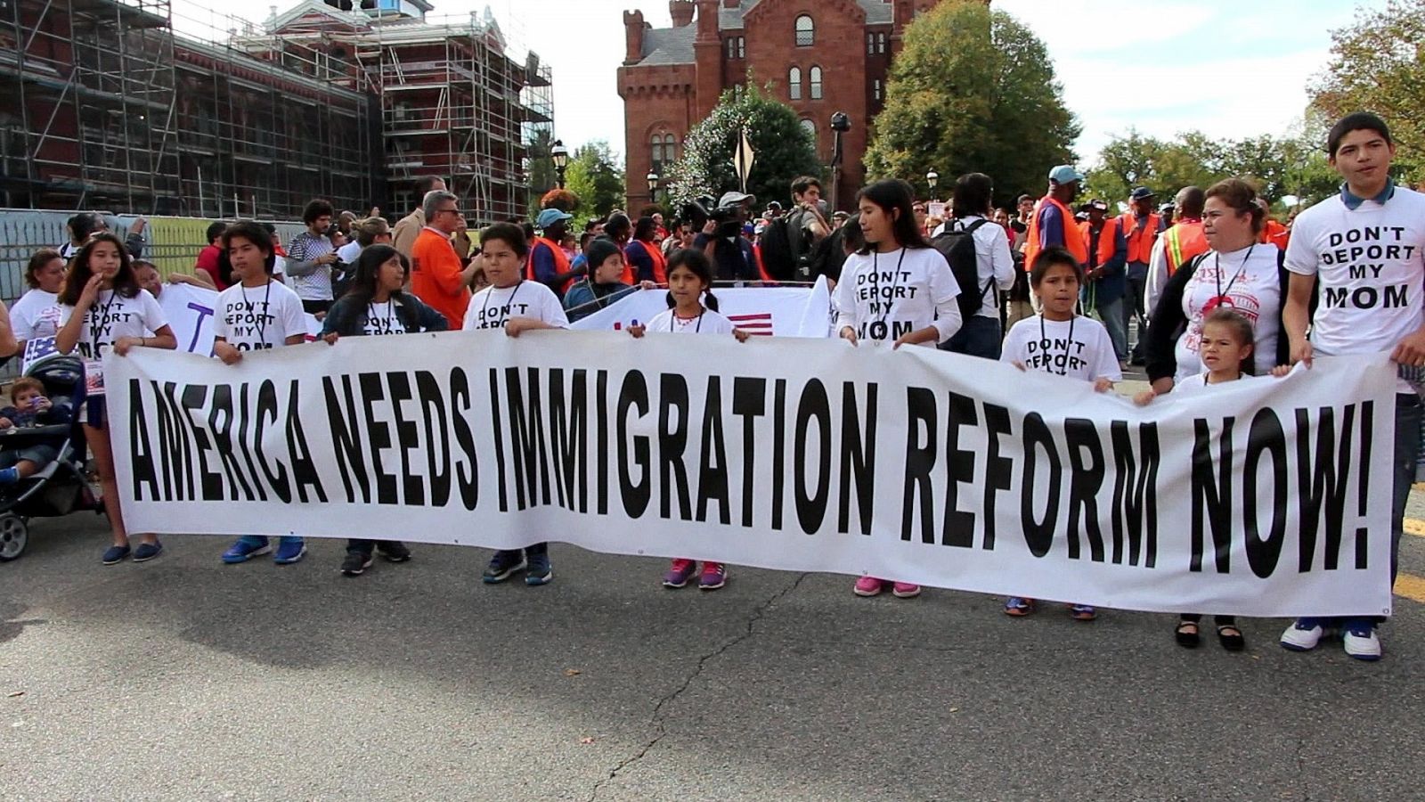 Manifestantes pidiendo la reforma de la Ley de Inmigración en EEUU