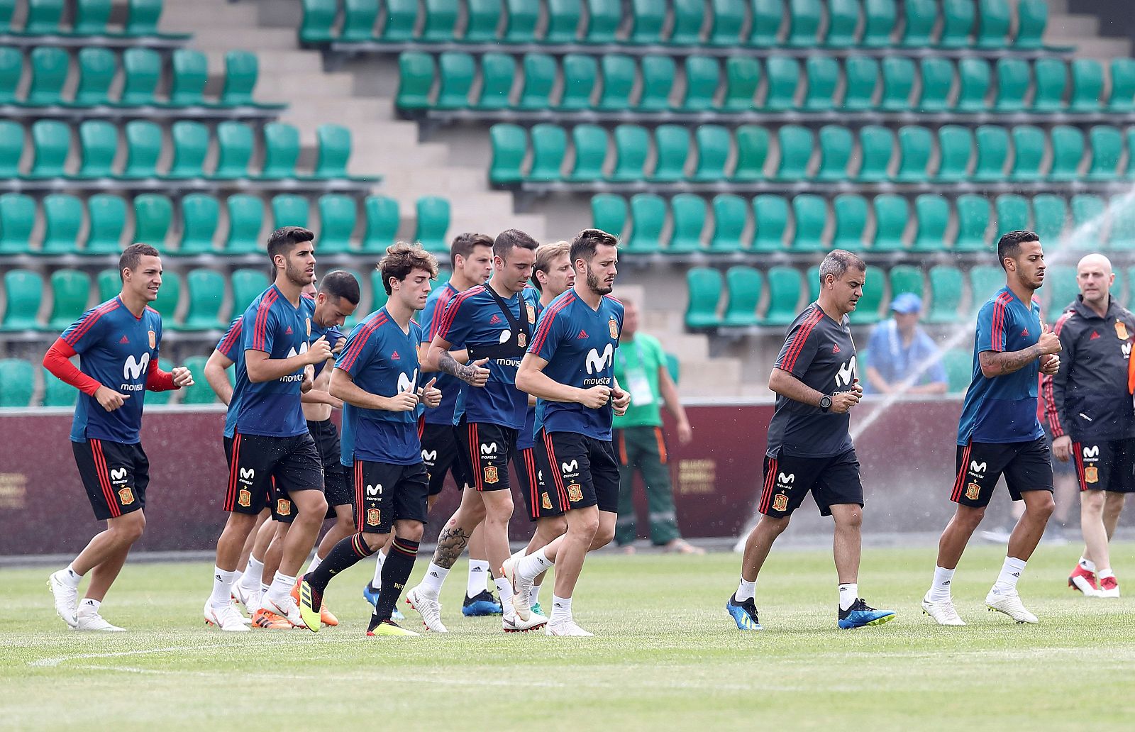 La selección española durante el entrenamiento.