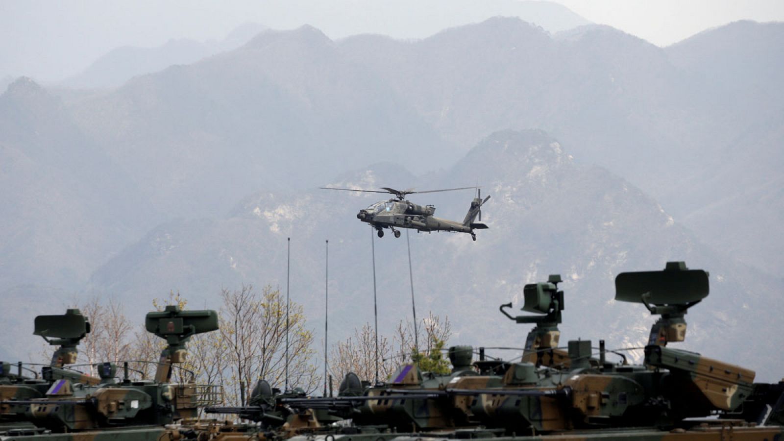 Imagenes de unas maniobras militares conjuntas entre Estados Unidos y Corea del Sur.