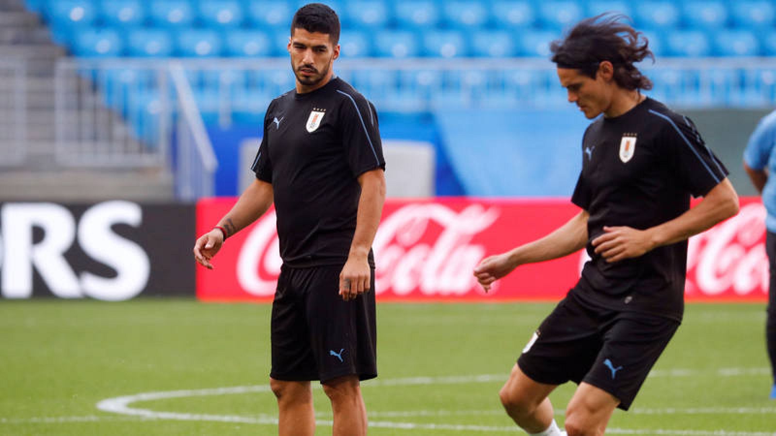Luis Suárez y Edinson Cavani, en un entrenamiento con Uruguay.