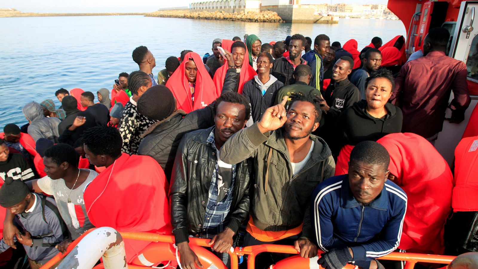 Migrantes rescatados por Salvamento Marítimo en el Estrecho de Gibraltar el domingo