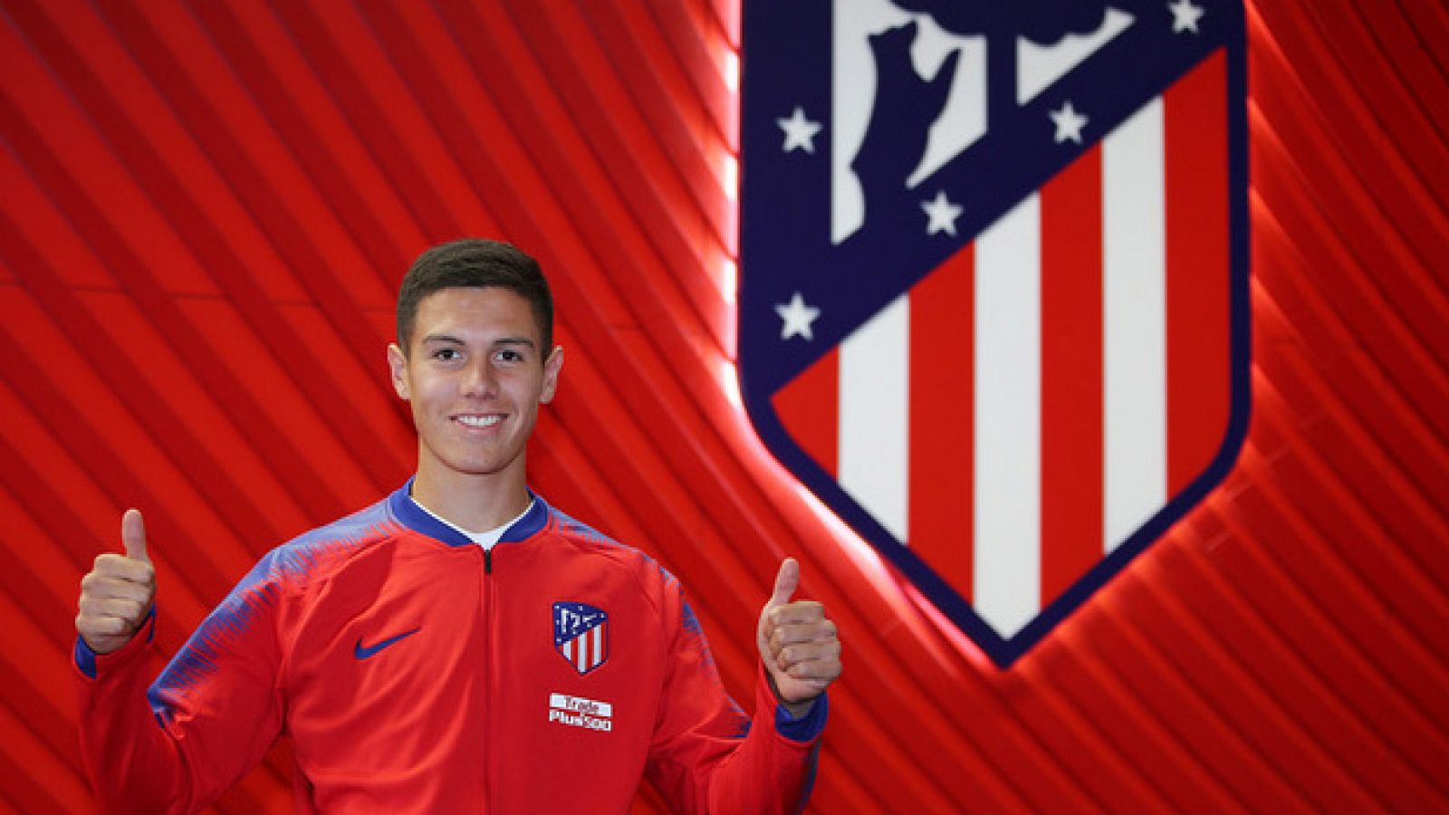 Imagen de la bienvenida a Nehuén Pérez en la web del Atlético de Madrid