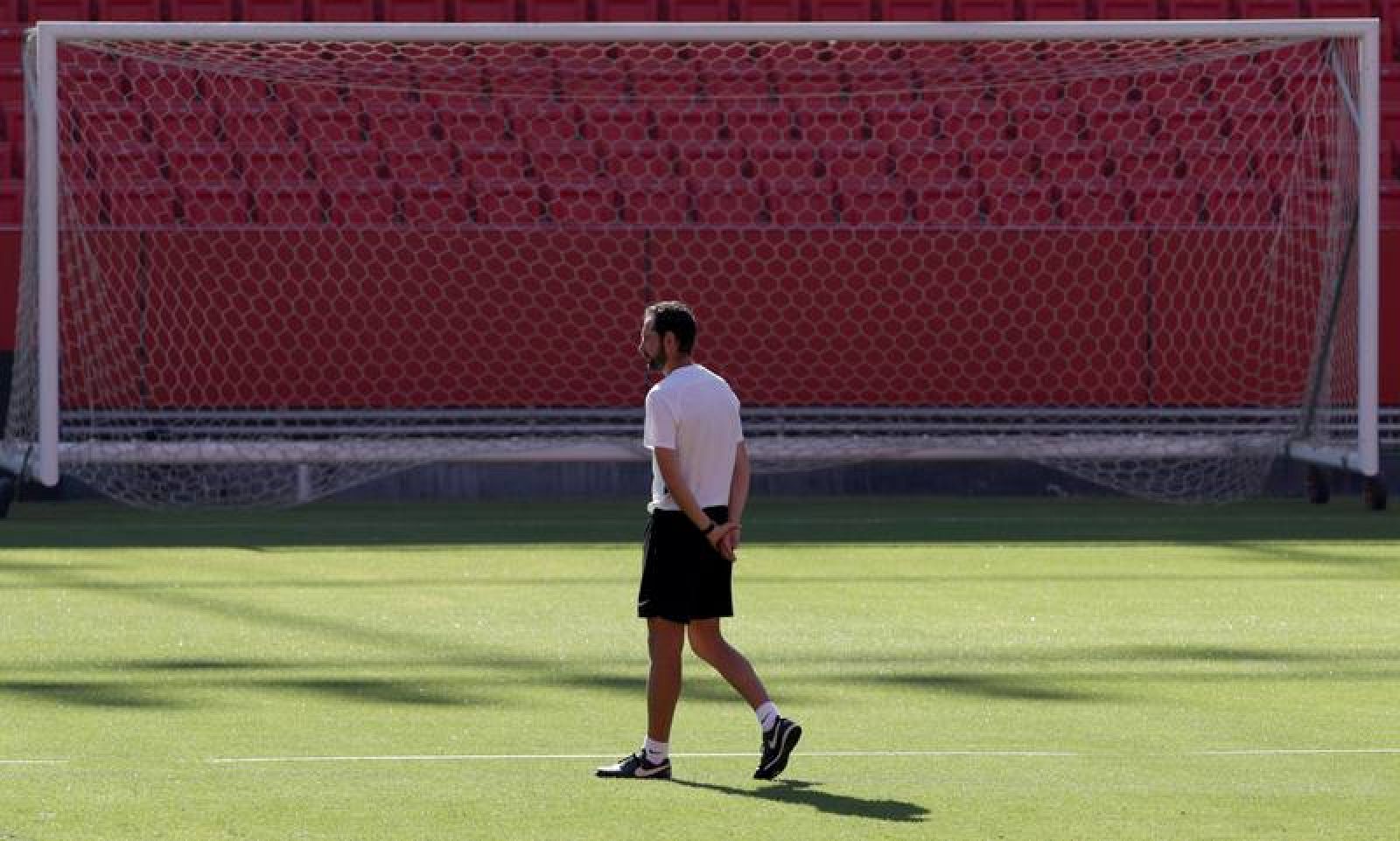Machin, dutrante el entrenamiento del Sevilla FC la víspera del primer partido de las rondas previas de la Liga Europa