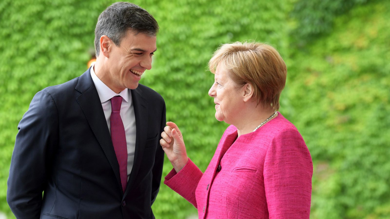 Pedro Sánchez y Angela Merkel, durante su primera reunión en Berlín en junio