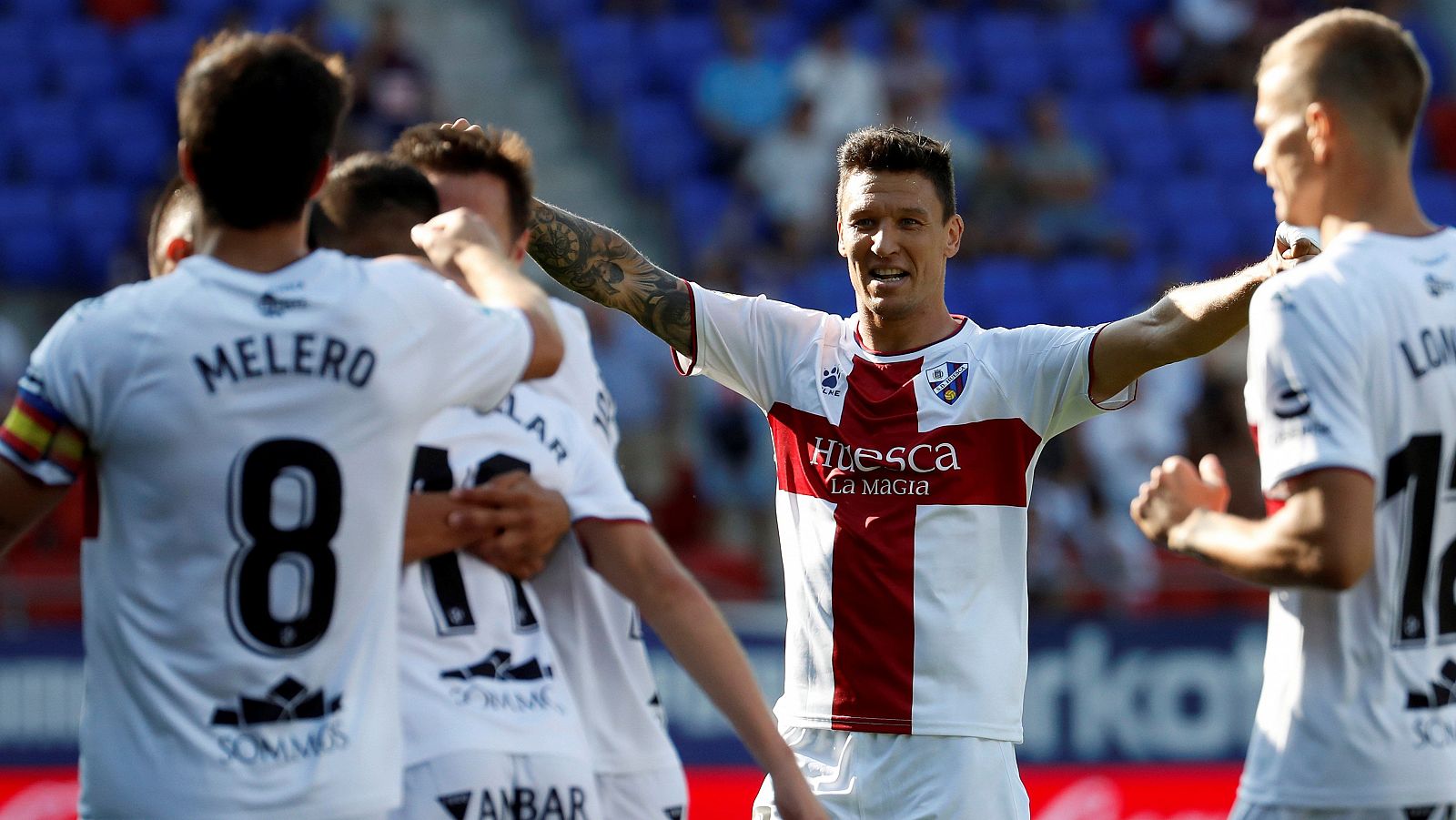 Triunfo histórico del Huesca ante el Eibar