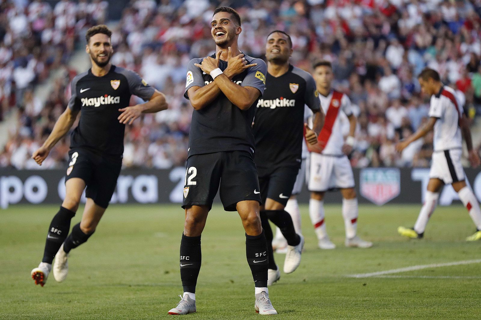 André Silva celebra su segundo gol ante el Rayo