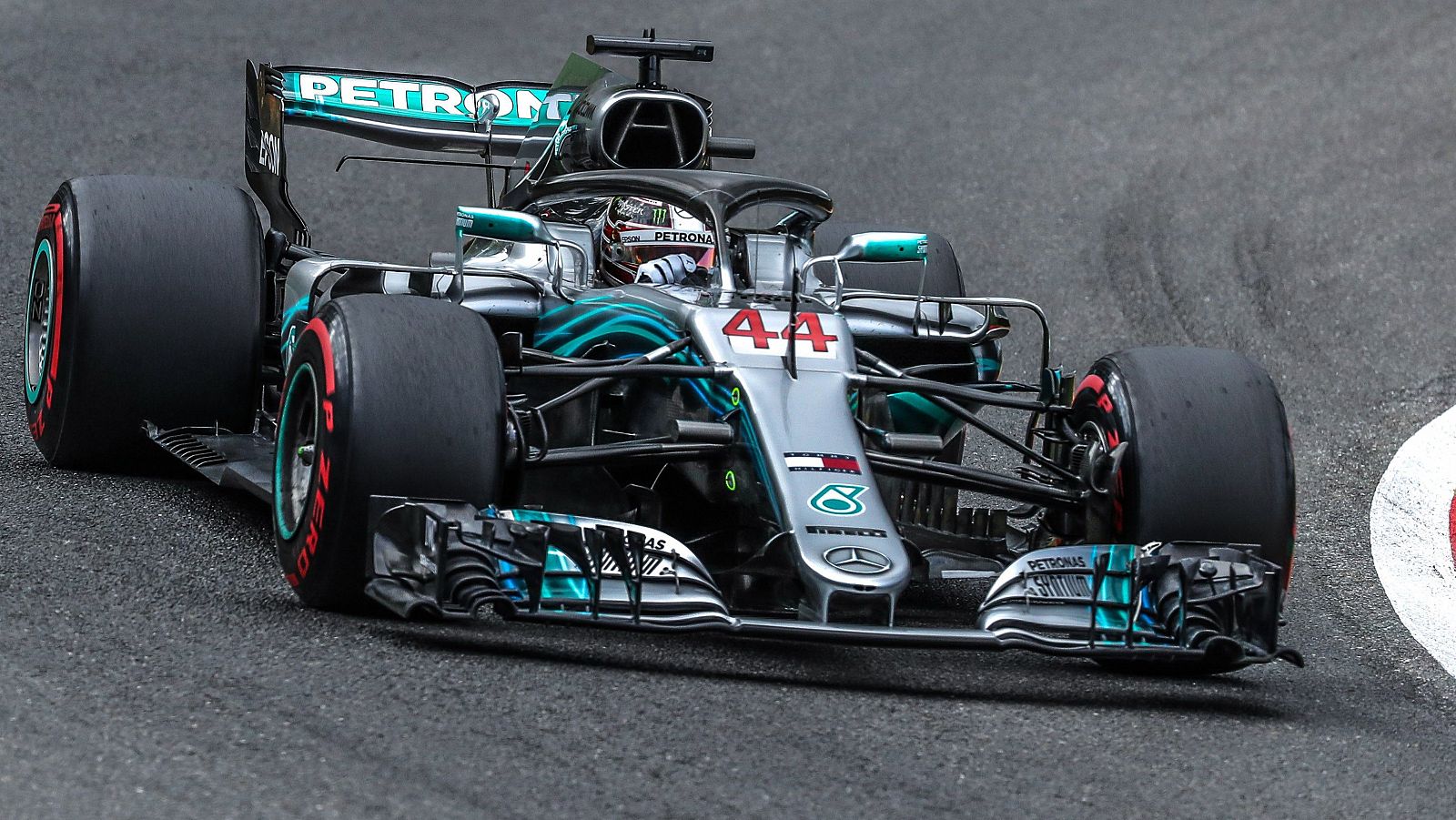 El piloto británico Lewis Hamilton (Mercedes), pole en el GP de Bélgica.