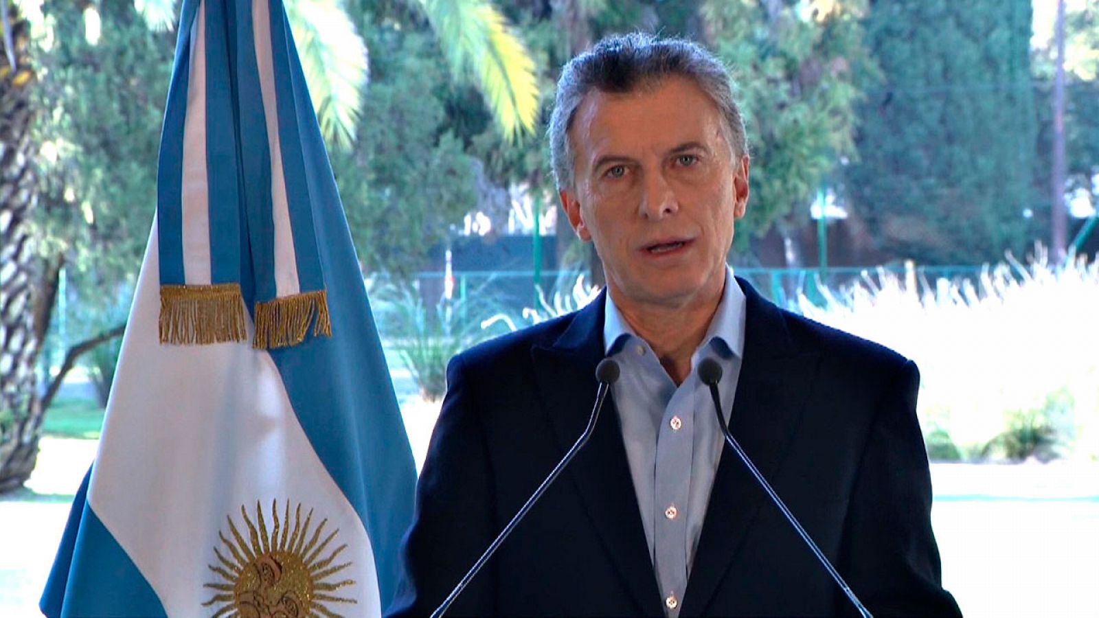 El presidente de Argentina, Mauricio Macri, ha confirmado que el FMI adelantará parte del préstamo acordado