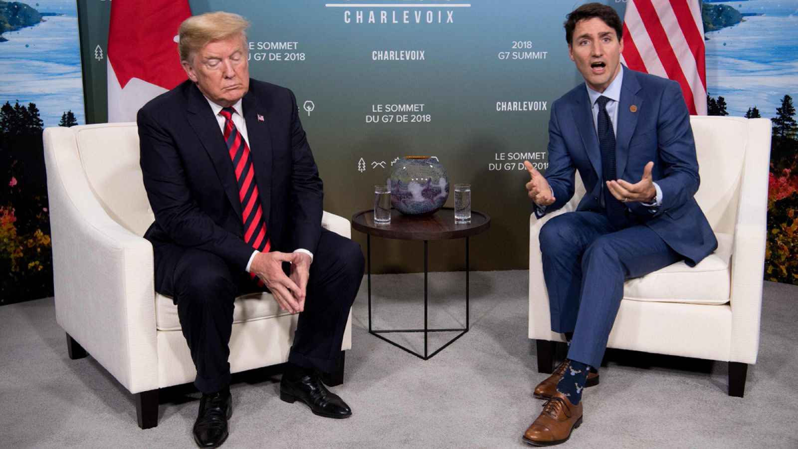 El presidente de EE.UU., Donald Trump, y el primer ministro de Canadá, Justin Trudeau, durante la reunión del G7 el pasado 8 de junio