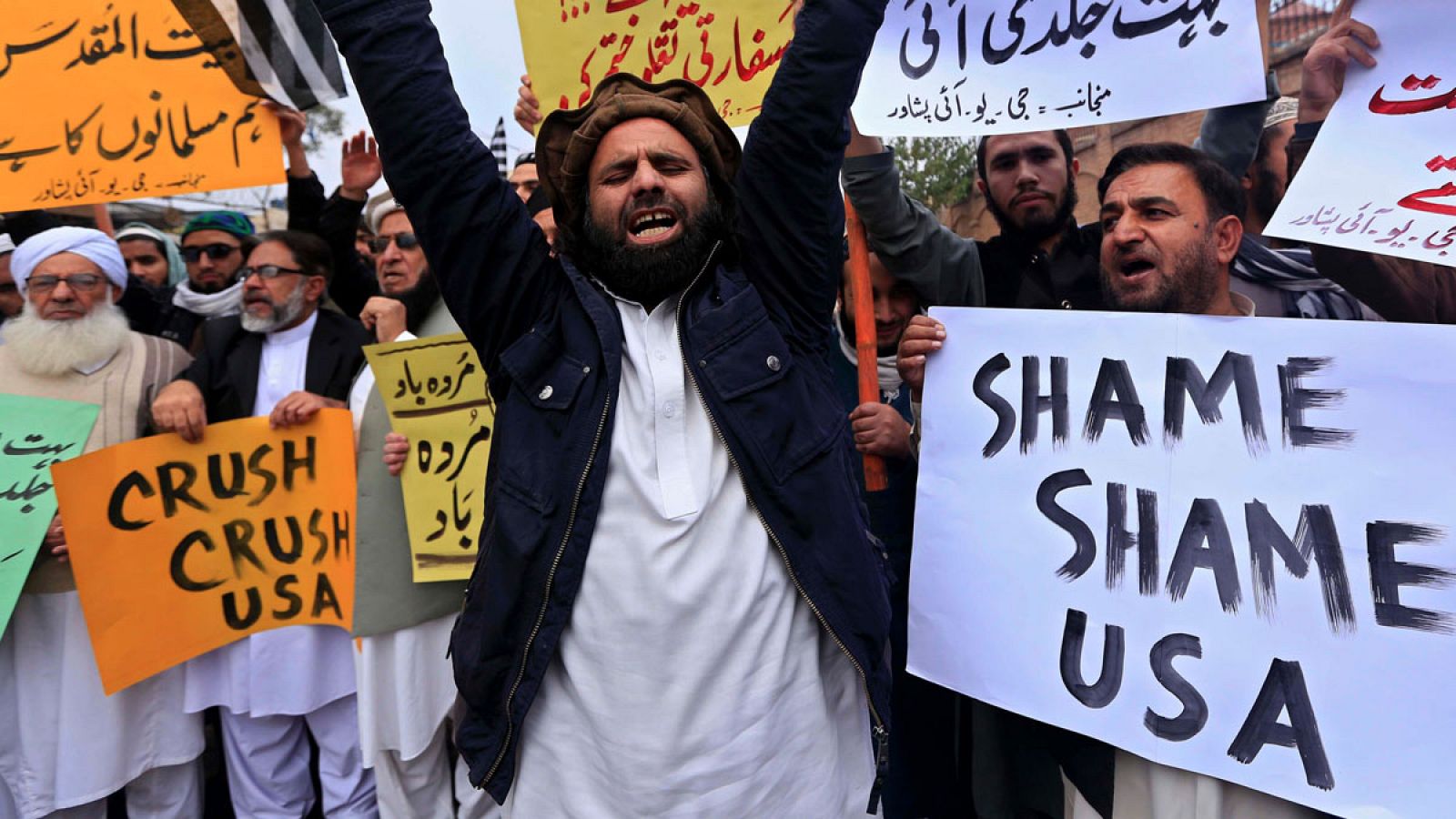Imagen de archivo de diciembre de 2017 de una manifestación contra Donald Trump en Peshawar (Pakistán).