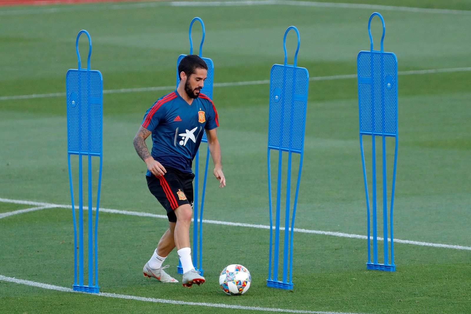 Isco Alarcón durante el entrenamiento de la selección en Las Rozas (Madrid).