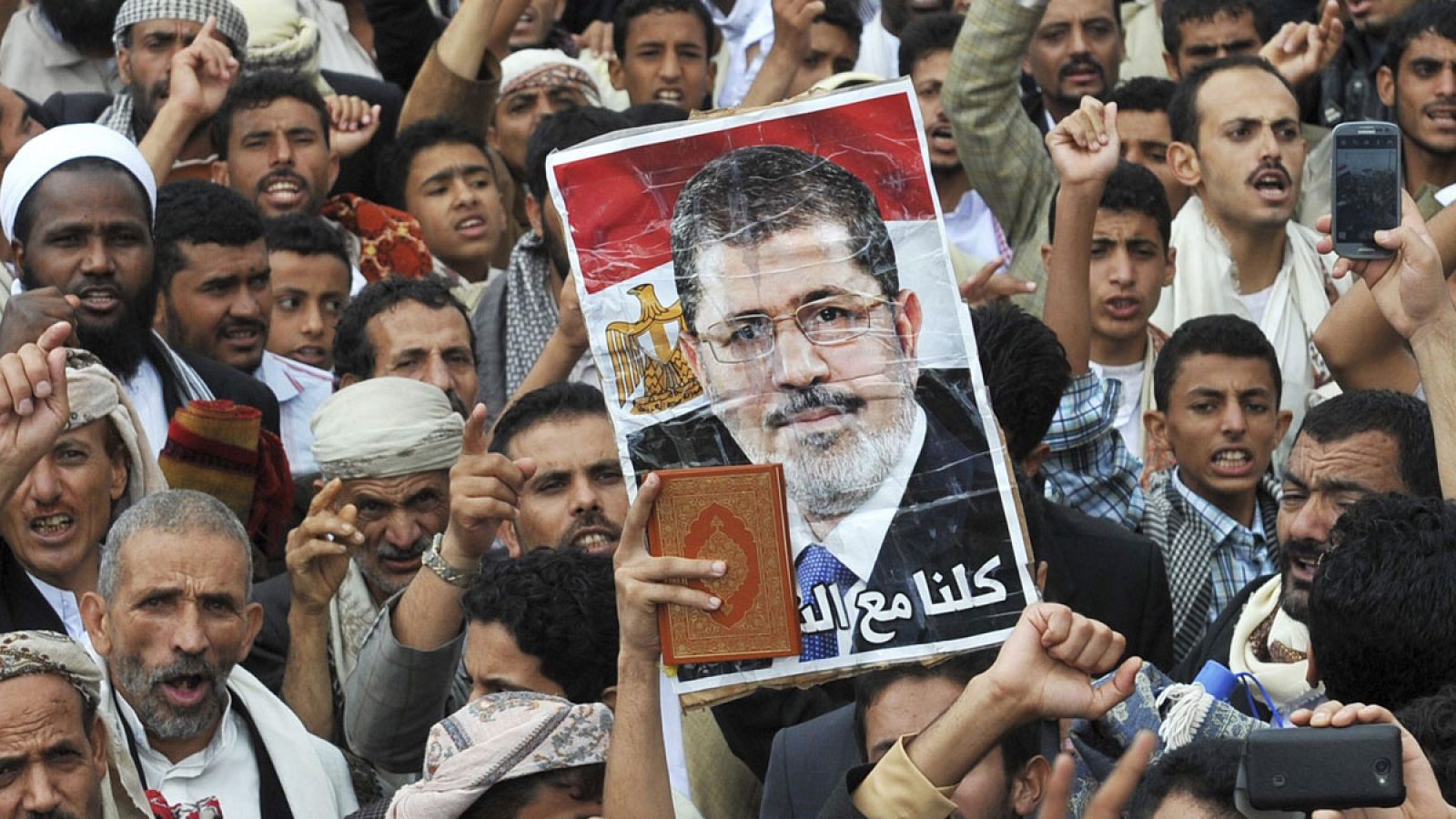 Manifestación a favor del depuesto presidente egipcio Mohamed Mursi y sus simpatizantes en 2013