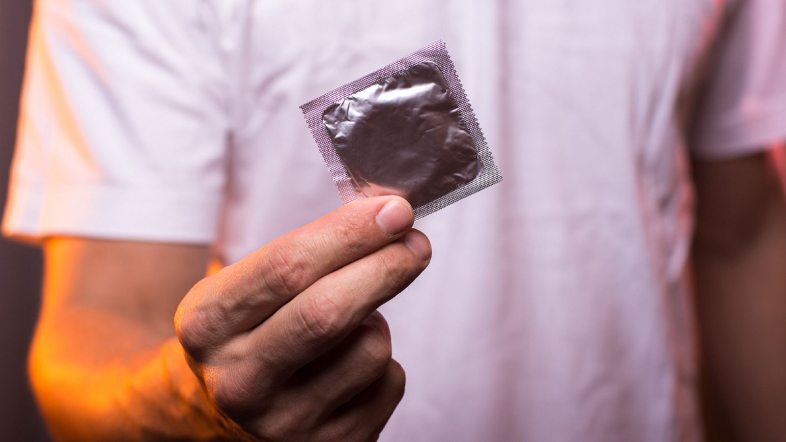 El 40% de las chicas y el 30% de los chicos europeos no usan preservativo en sus relaciones sexuales