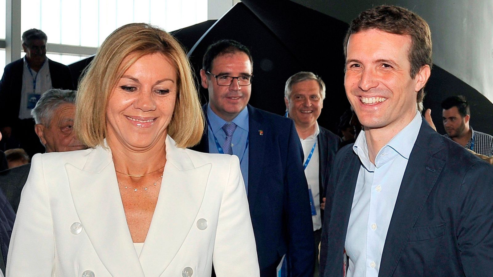 El presidente del Partido Popular, Pablo Casado, junto a la expresidenta del PP en Castilla-La Mancha María Dolores de Cospedal