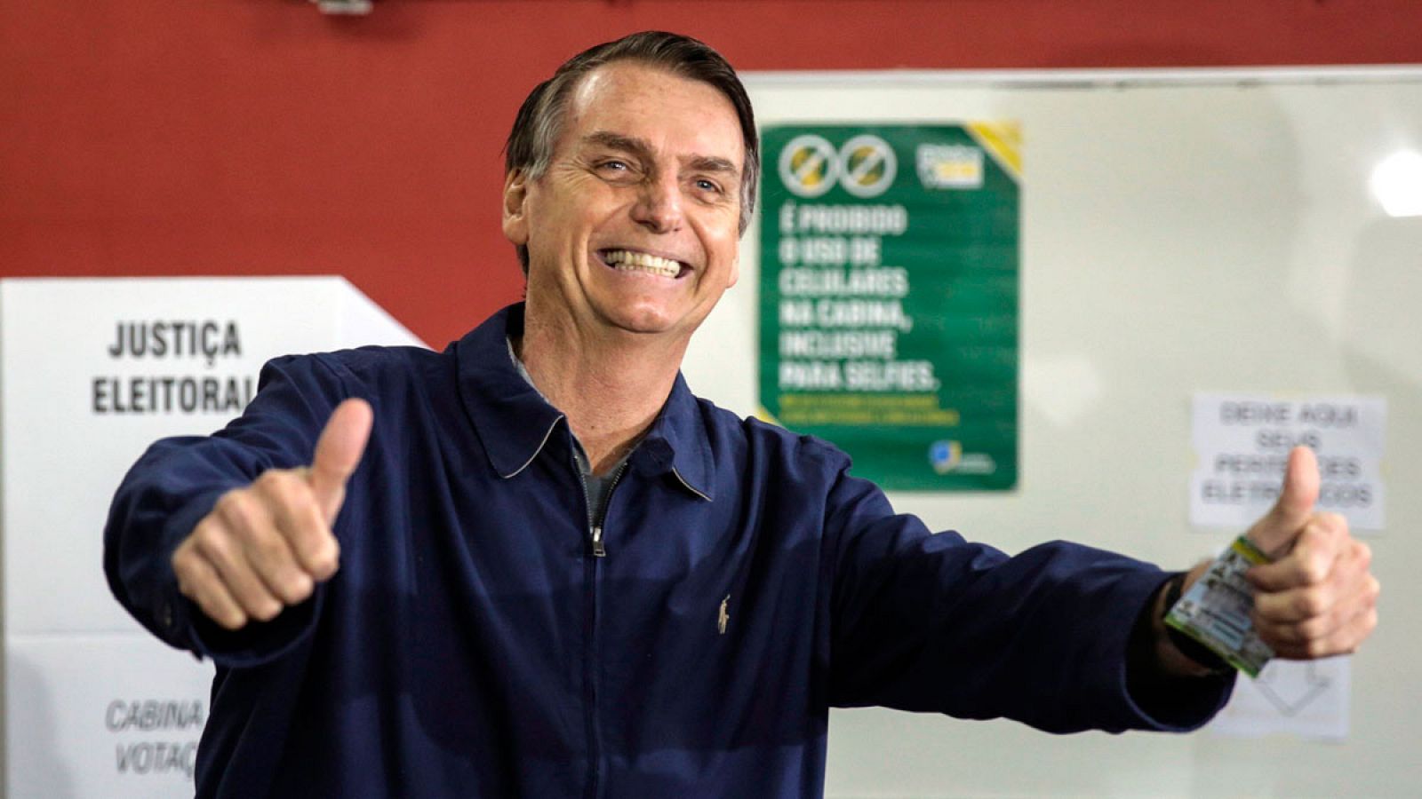 El candidato ultraderechista Jair Bolsonaro ha vencido en la primera vuelta de las presidenciales brasileñas con un 46,03% de los votos