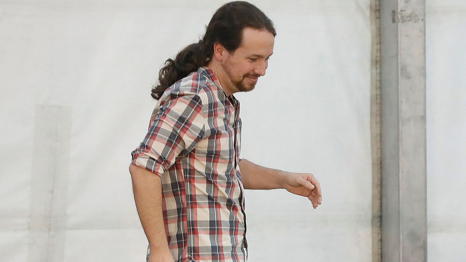 El líder de Podemos Pablo Iglesias asiste al debate de la universidad de otoño de Podemos. EFE/JuanJo Martín