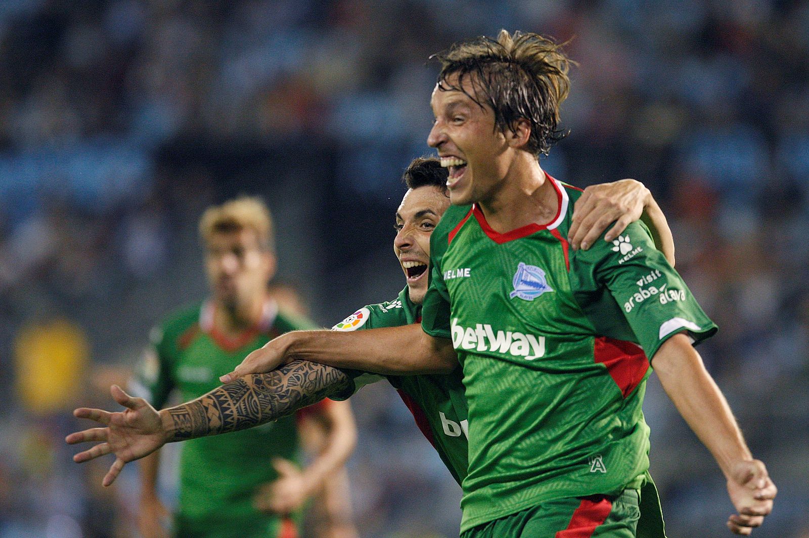 Tomás Pina celebra su gol ante el Celta de Vigo durante el partido.