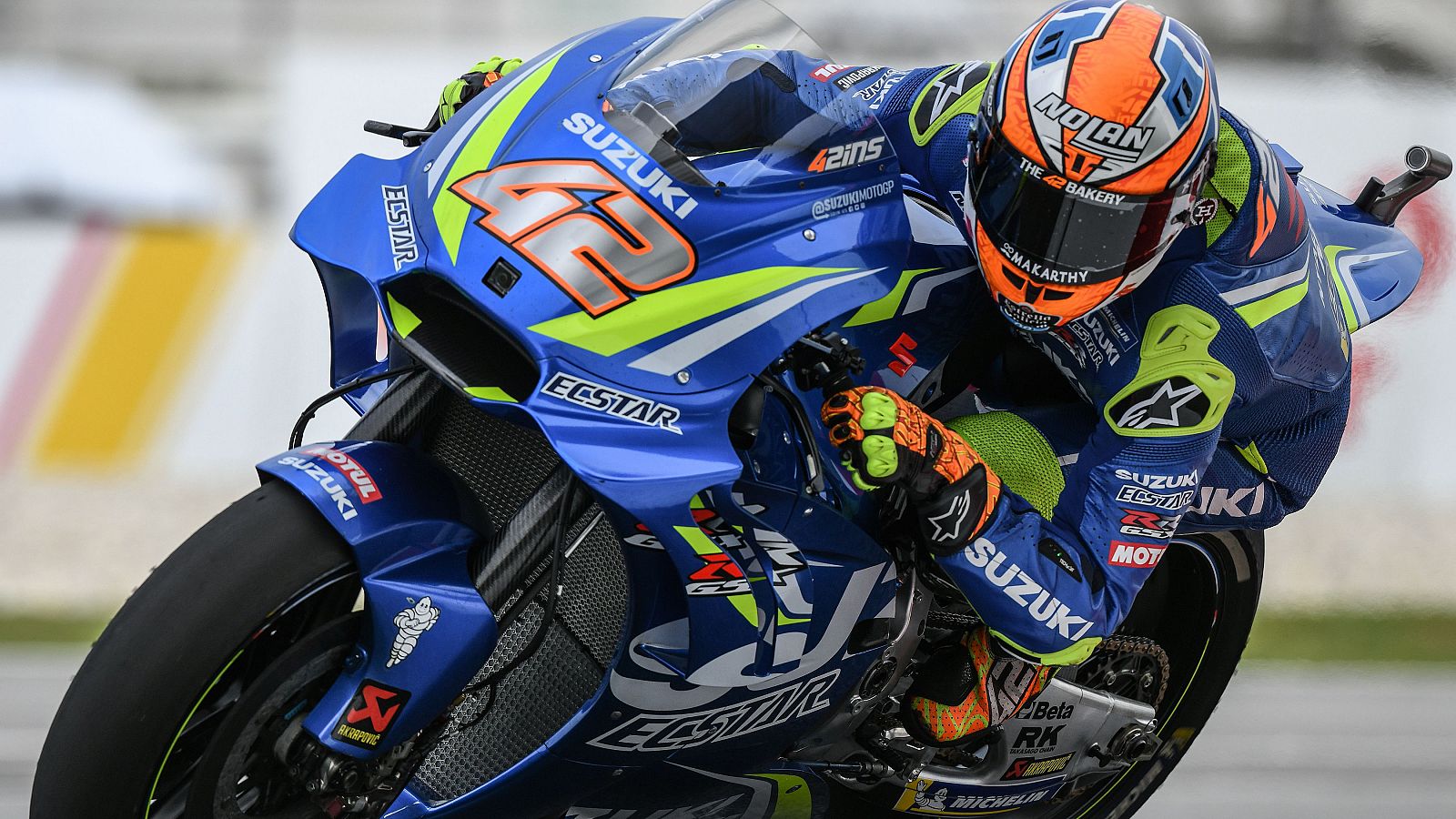 Rins "dirige la orquesta" por primera vez en MotoGP