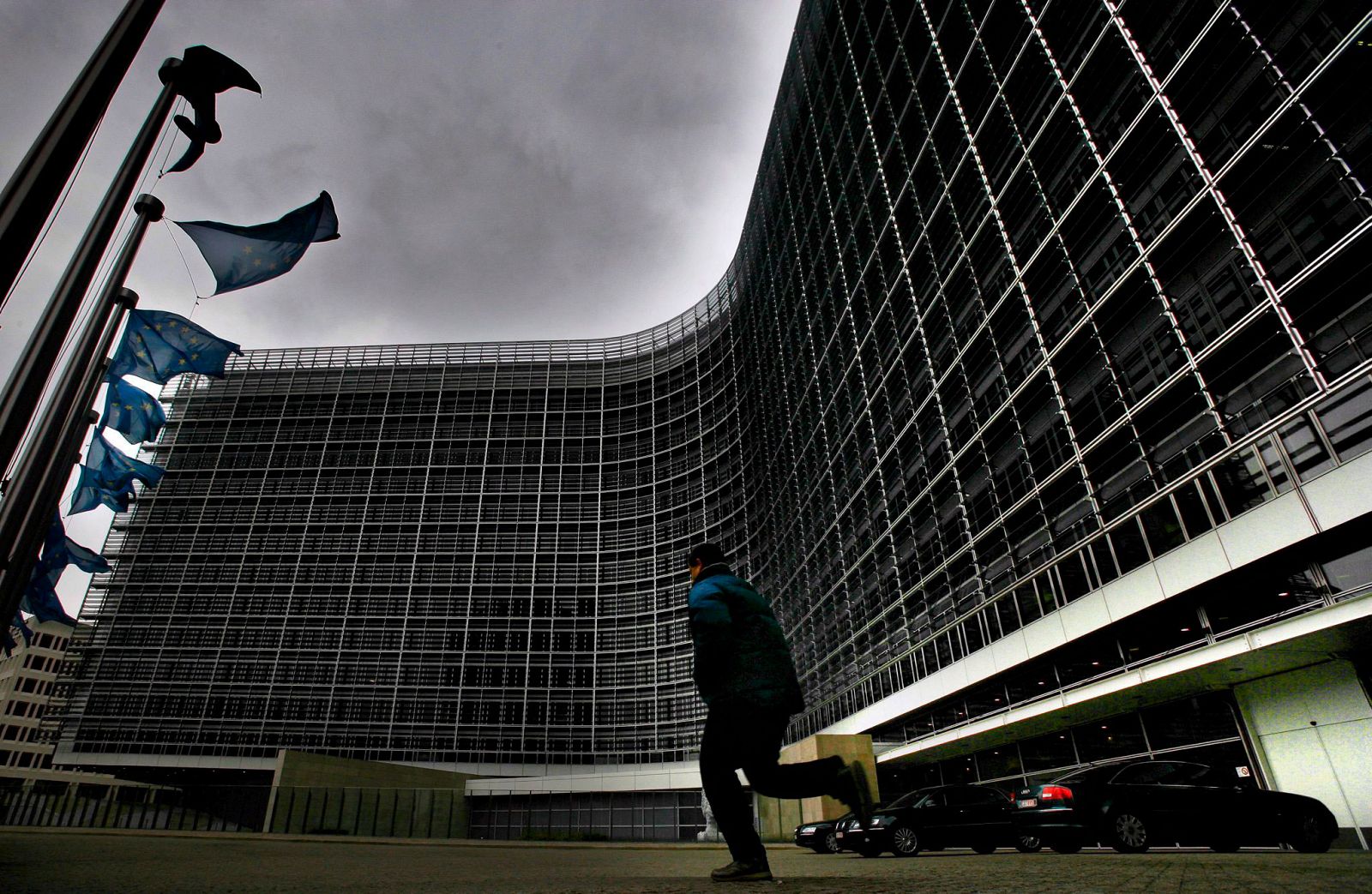 Cielo encapotado sobre el edificio Berlaymond en Bruselas, sede de la Comisión Europea