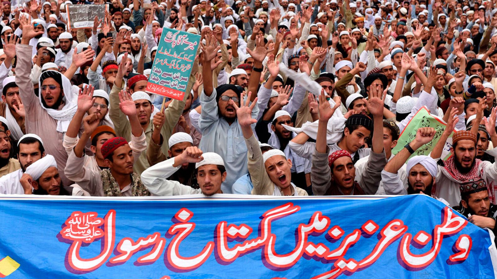 Islamistas en una protesta contra la abolución de Asia Bibi en Pakistán