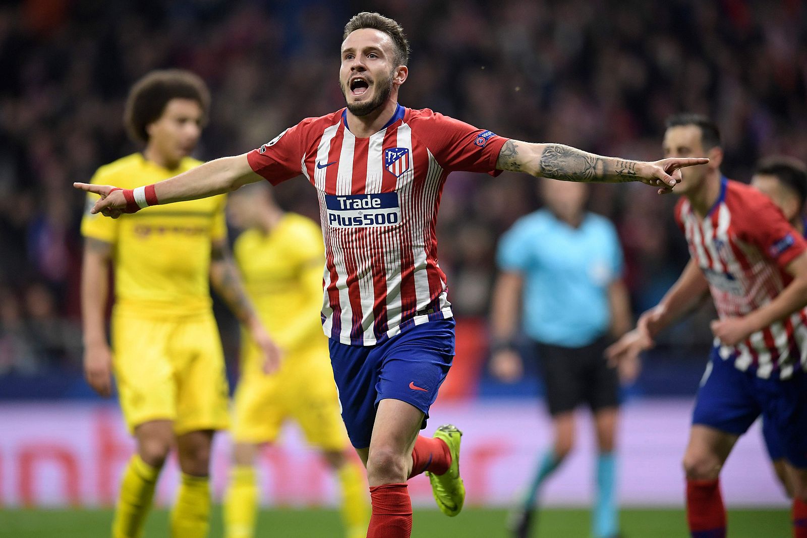 Saúl celebra el 1-0 ante el Dortmund