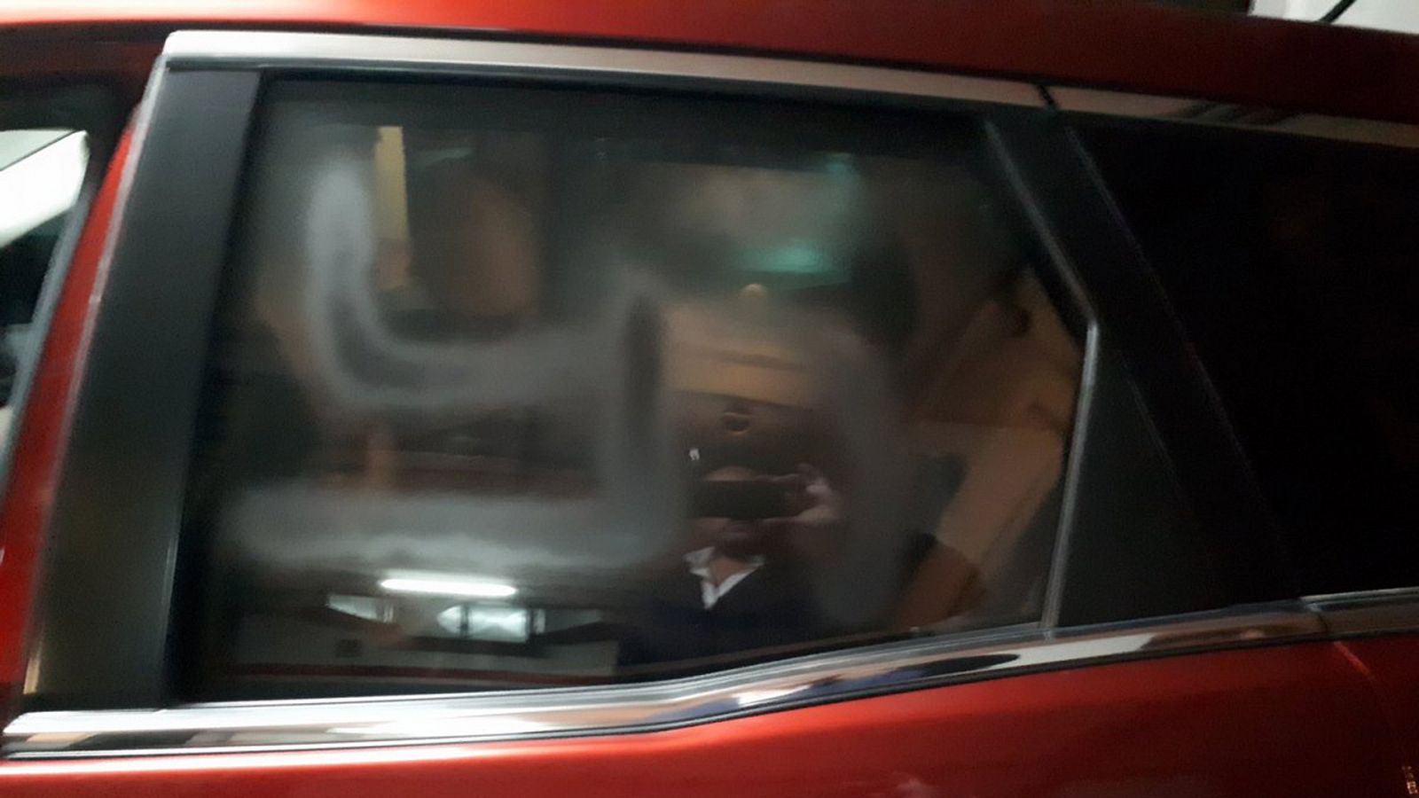 El coche del presidente del PPC, Alejandro Fernández
