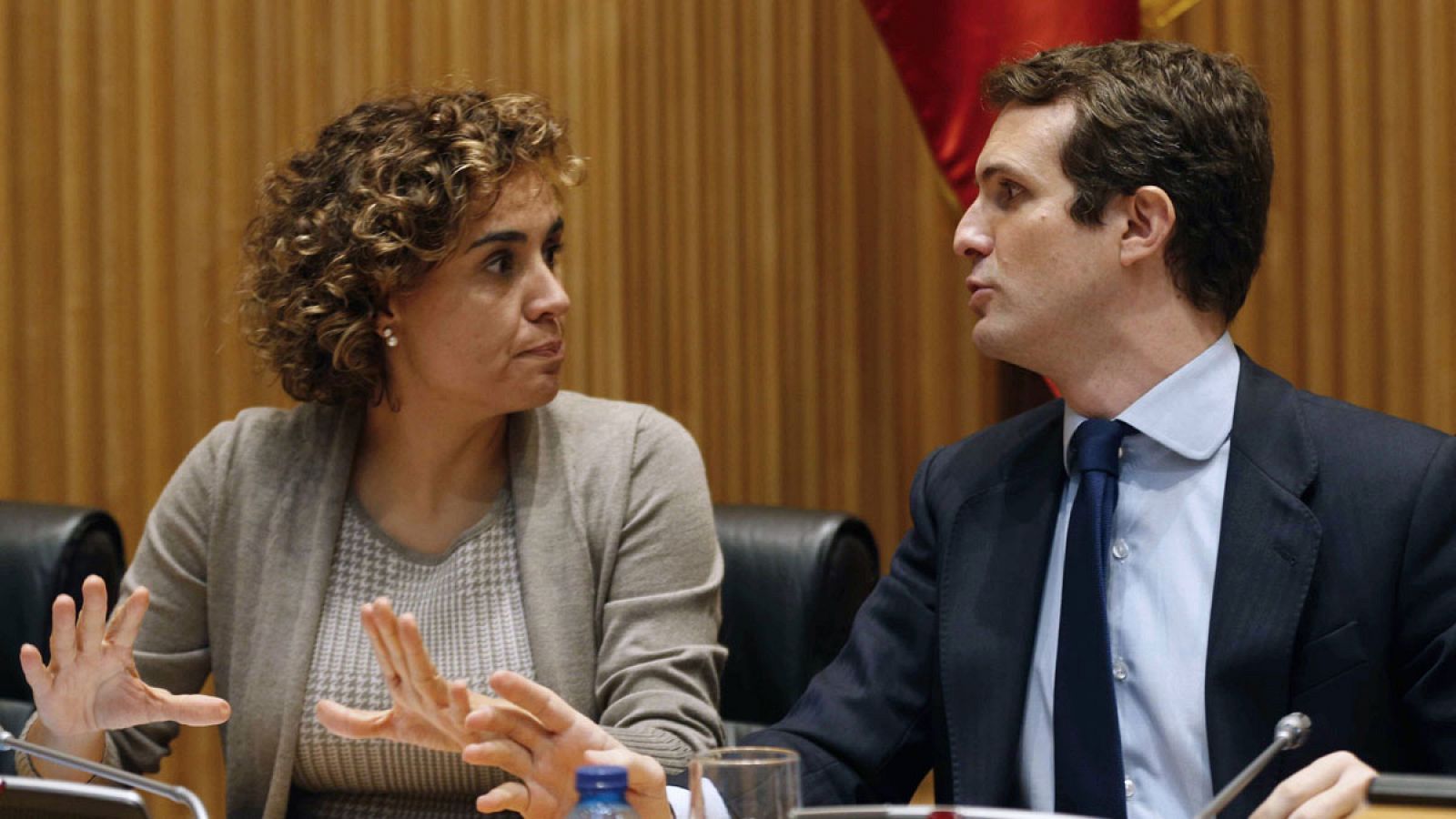 El presidente del Partido Popular, Pablo Casado y la portavoz Dolors Montserrat, durante la reunión del Grupo Parlamentario Popular, en el Congreso