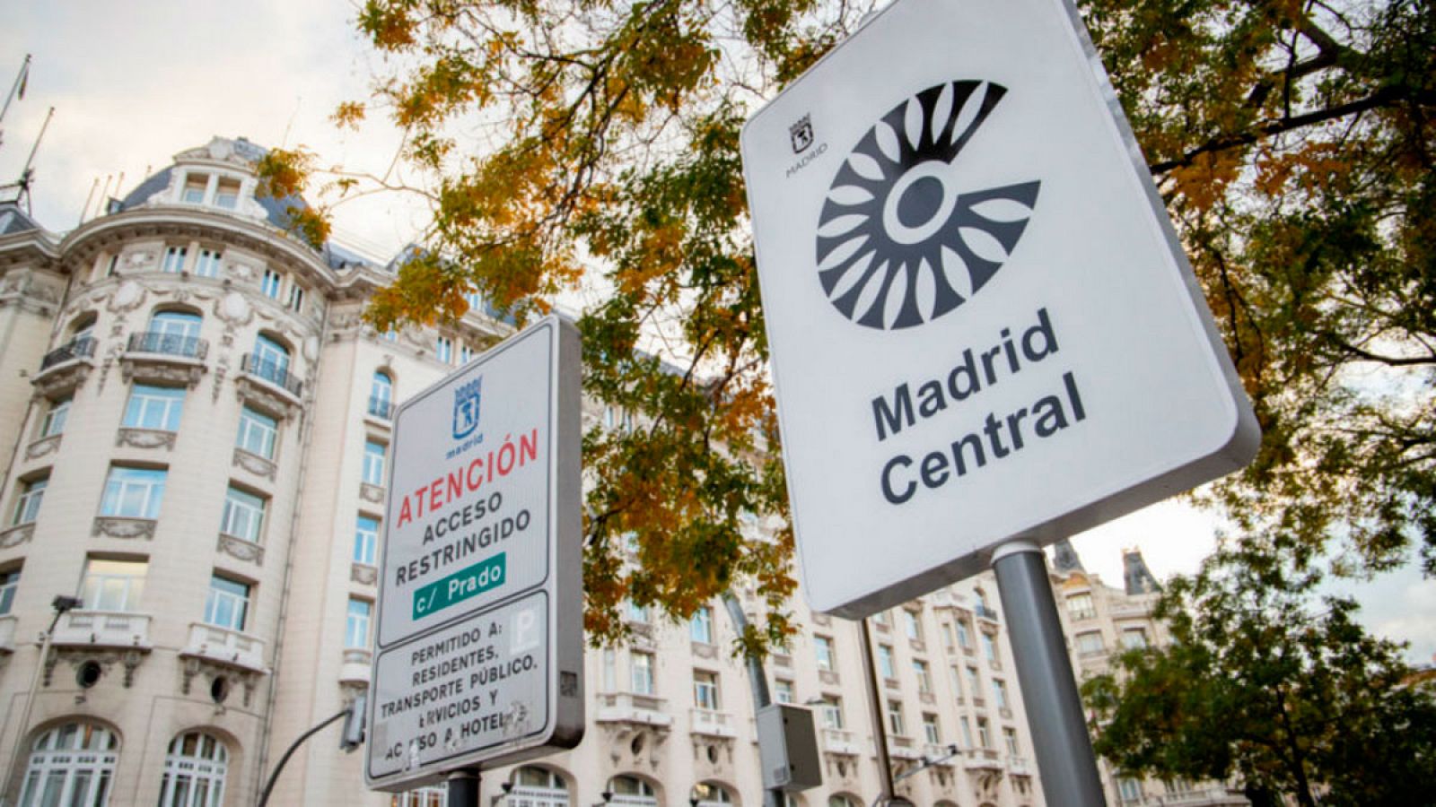 Cartel de señalización de entrada al perímetro de Madrid Central