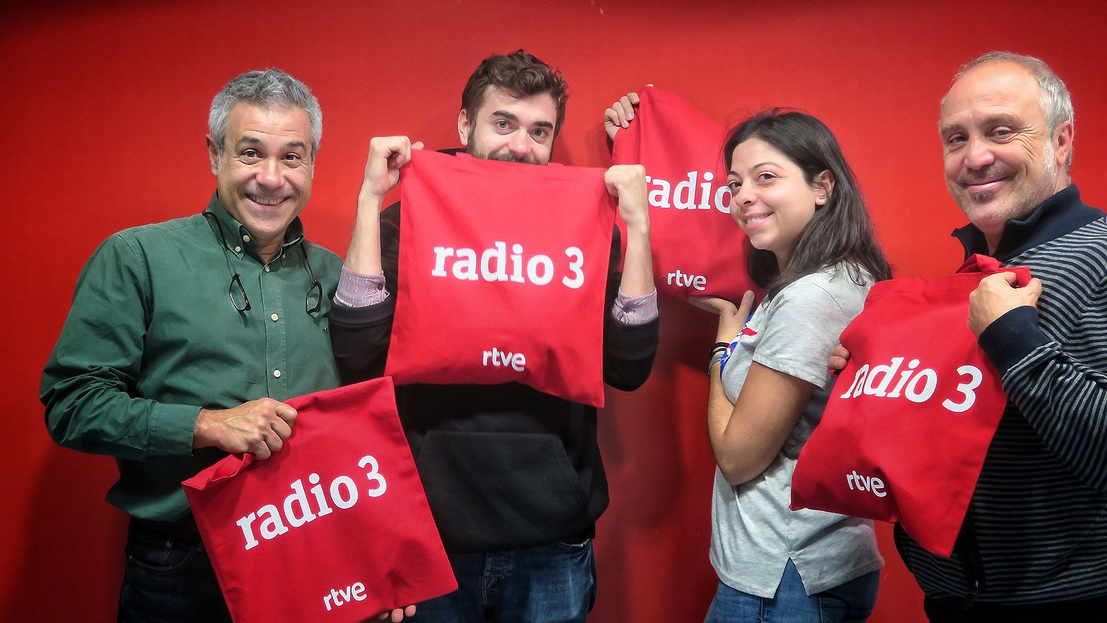 Consigue tu bolsa Radio 3