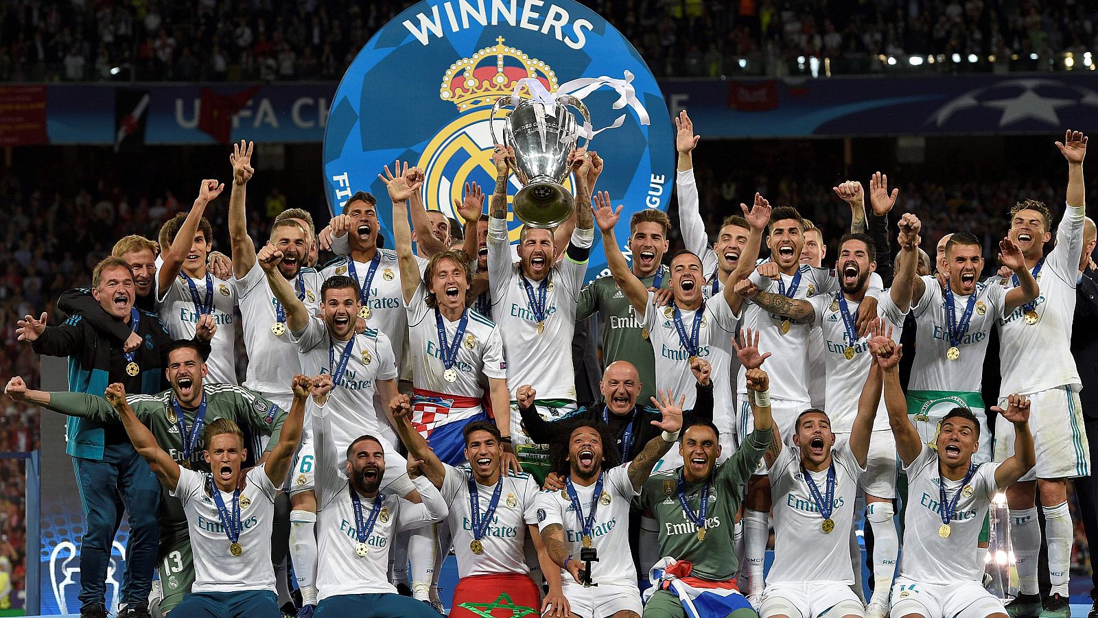 Los jugadores del Real Madrid celebran la Champions League 2018.