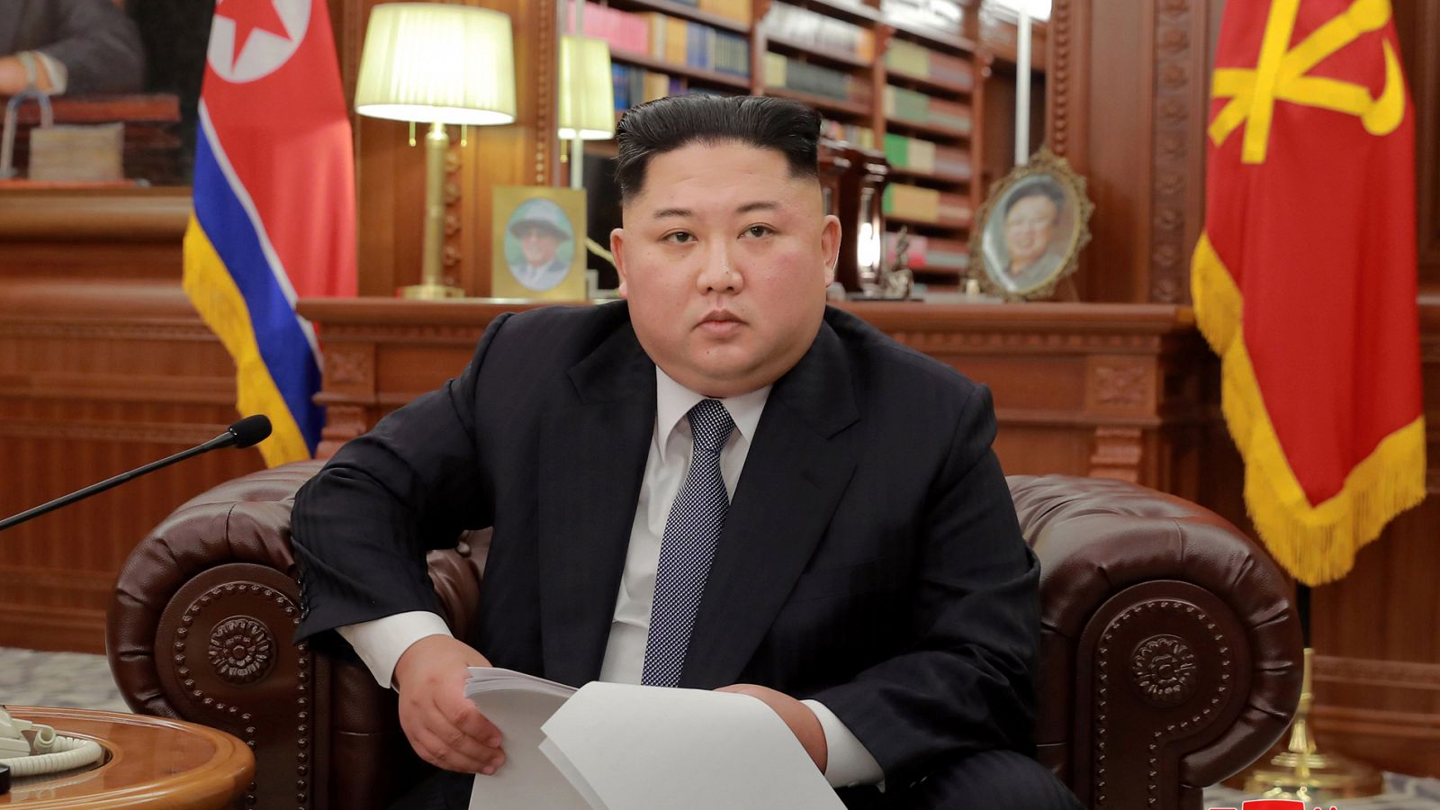 El líder norcoreano, Kim Jong-un, fotografiado en Pyongyang por año nuevo