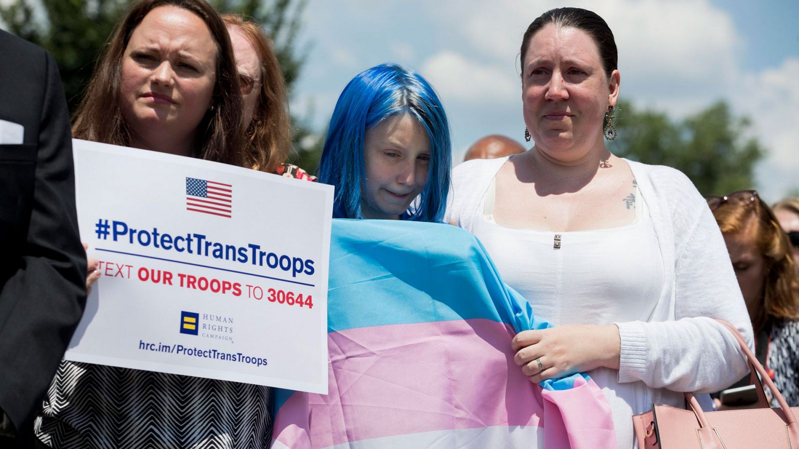 Imagen de archivo de una manifestación en Washington contra la política de Donald Trump de vetar que los transexuales puedan servir en las Fuerzas Armadas