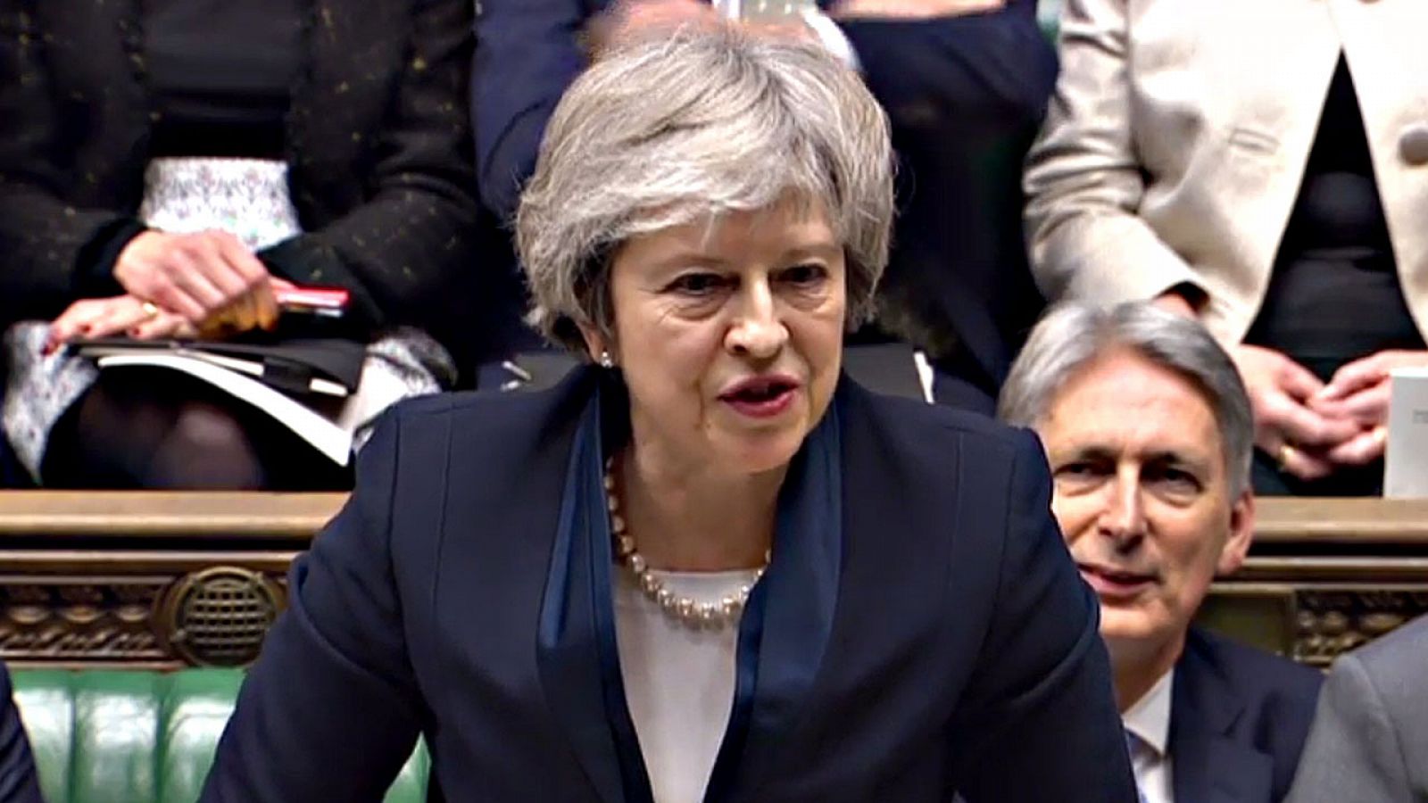 La primera ministra britanica, Theresa May, durante el último debate del 'Brexit'