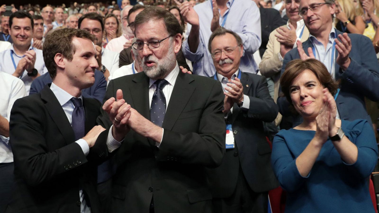 Casado, Rajoy y Santamaría, en el Congreso Extraordinario del PP de 2018