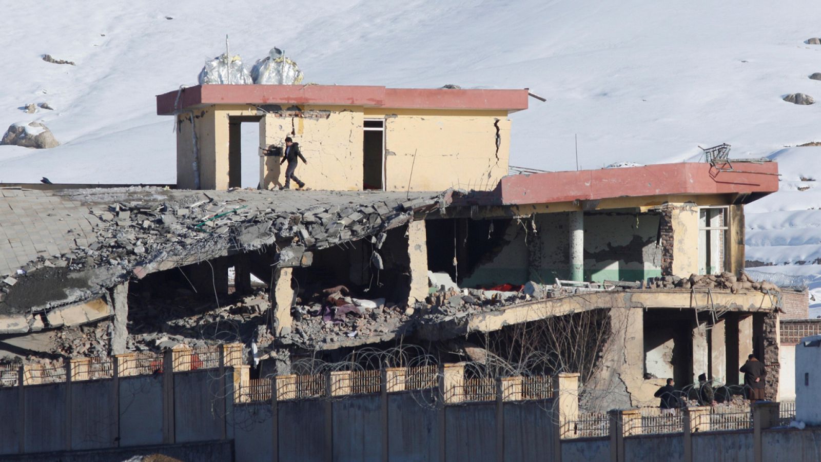 Vista de la sede de la Inteligencia afgana tras el ataque talibán