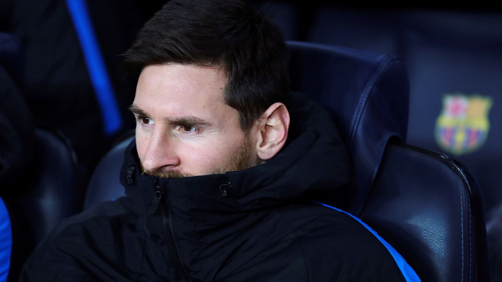 El Barça, con Messi en el banquillo, pone a prueba el resurgir del Madrid