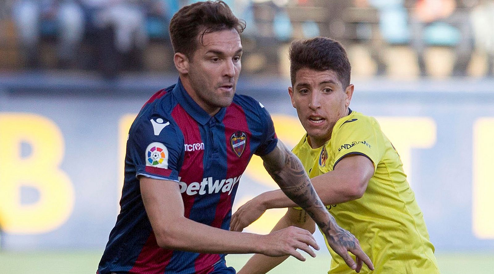 Toño García, en un partido del Levante contra el Villarreal.