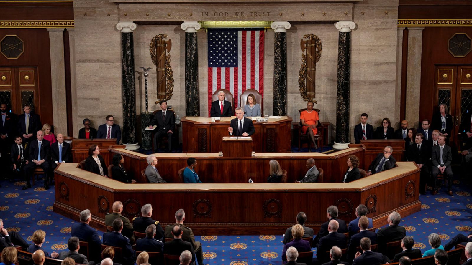 El Secretario General de la OTAN, Jens Stoltenberg, se dirige a una reunión conjunta del Congreso de los Estados Unidos en la Cámara de Representantes en el Capitolio en Washington