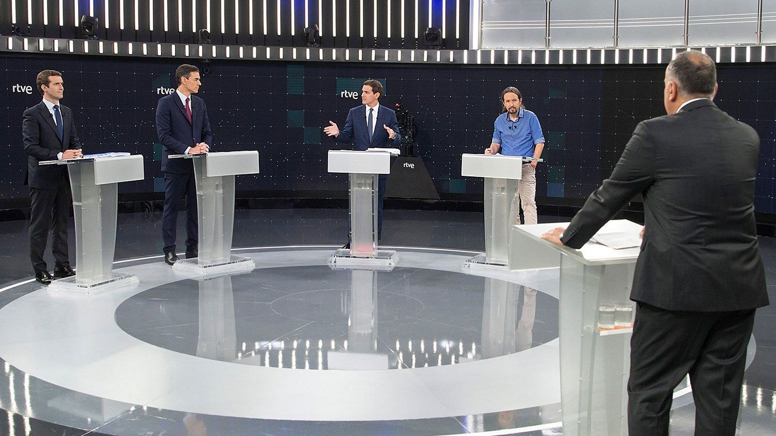 Un momento del debate entre los candidatos de PP, PSOE, Ciudadanos y Unidas Podemos en RTVE.