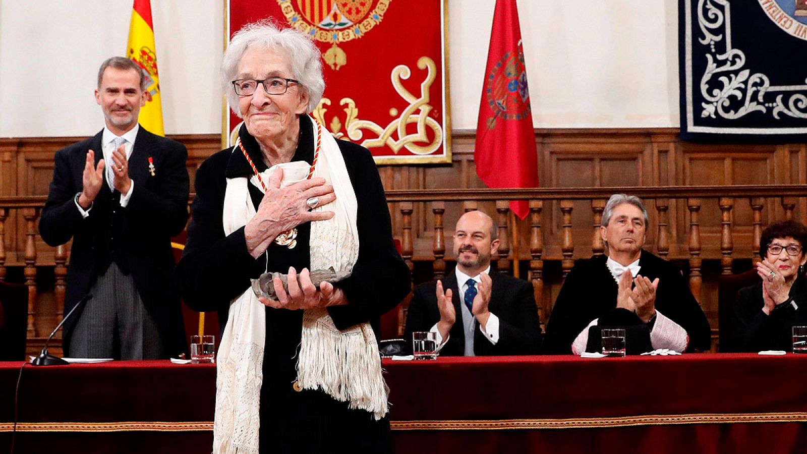 La poeta uruguaya Ida Vitale en Alcalá de Henares
