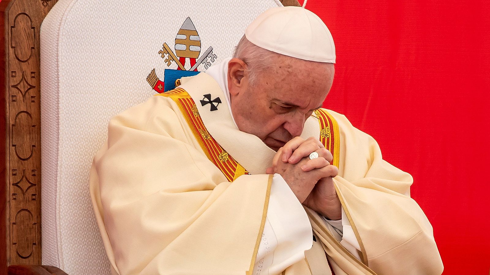 La nueva ley es una de las "propuestas concretas" del papa Francisco para erradicar los abusos sexuales y de poder en el seno de la Iglesia.
