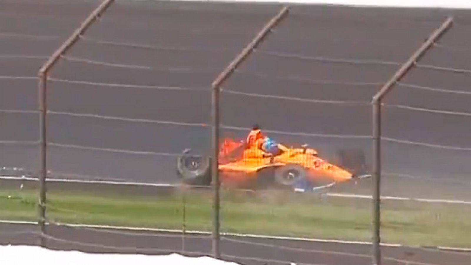 Fernando Alonso sufre un accidente