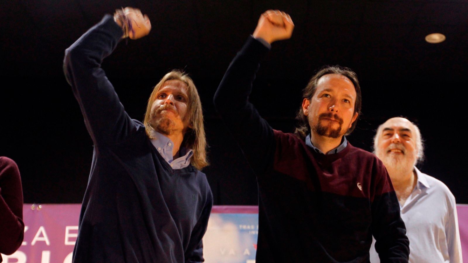 Pablo Iglesias (d) junto al candidato de Unidas Podemos a la presidencia de la Junta de Castilla y León, Pablo Fernández