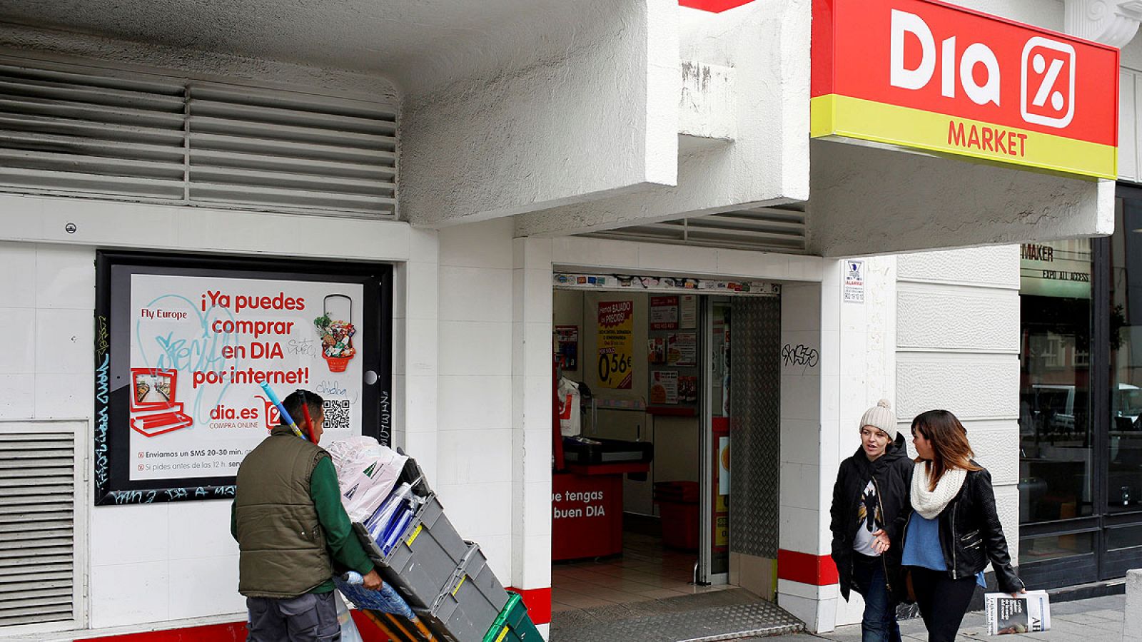 Fachada de uno de los supermercados de la cadena Dia en Madrid.