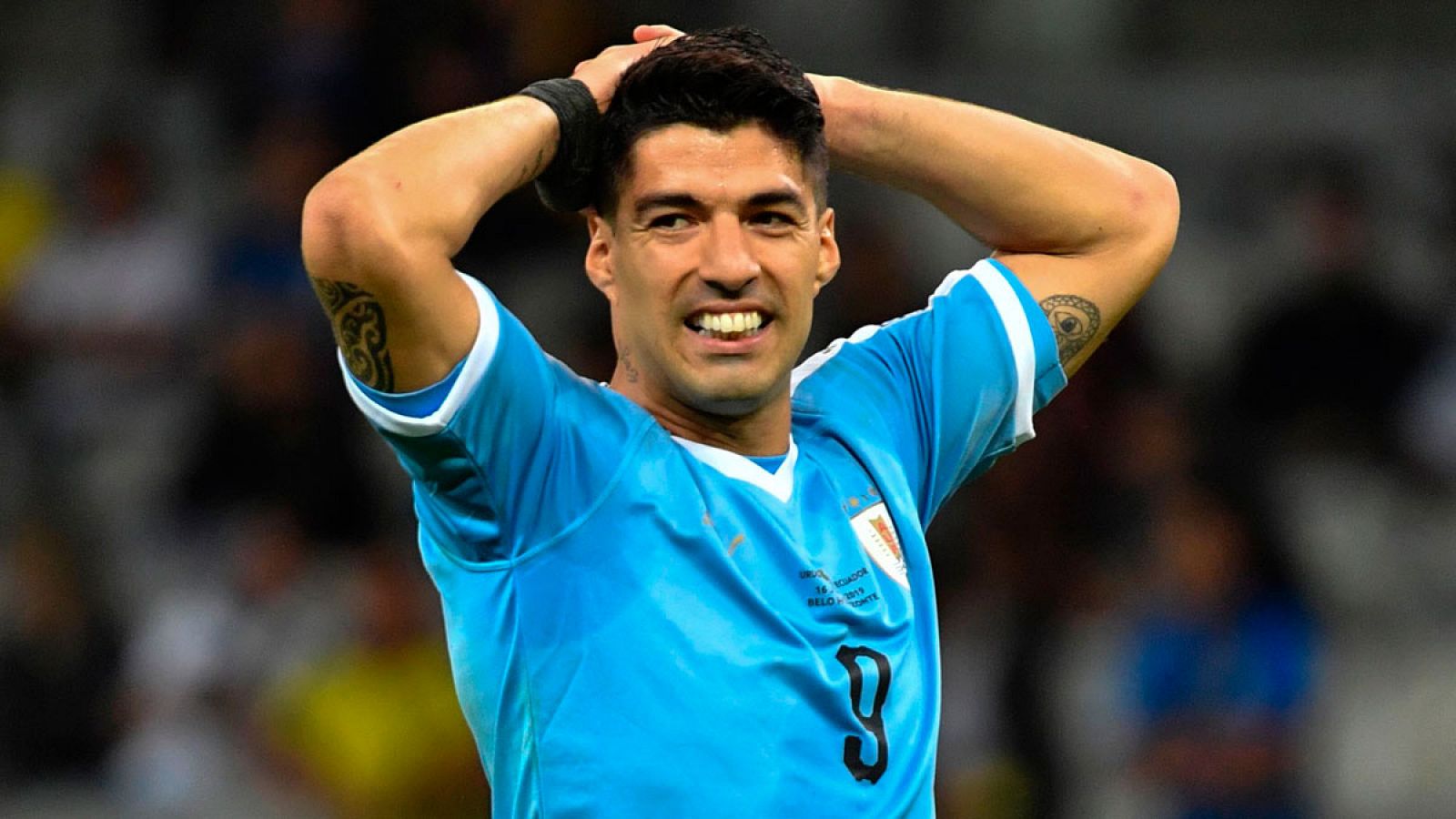 El jugador de la selacción uruguaya Luis Suárez durante el partido contra Ecuador.