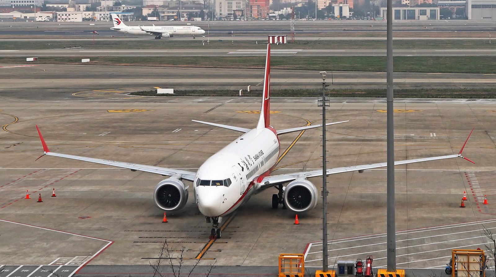 Imagen de archivo de un avión de pasajeros Boeing 737 Max 8 en el aeropuerto de Shangai.