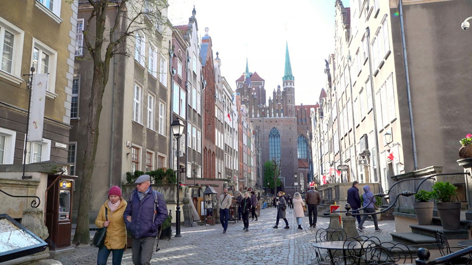 Españoles en el mundo visita Gdansk