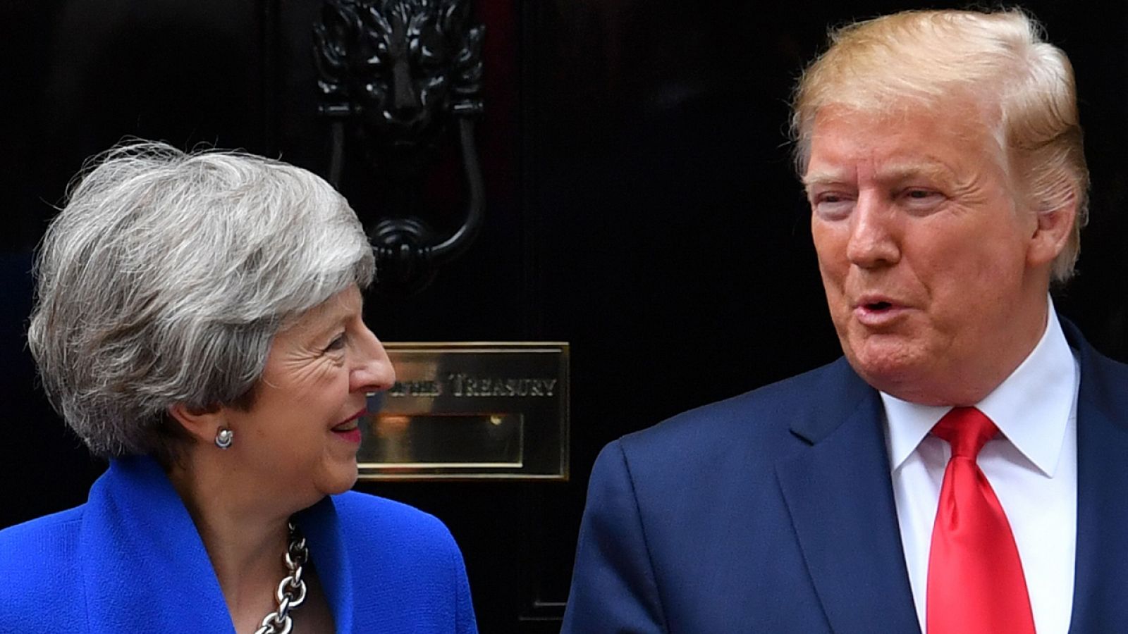Donald Trump y Theresa May, reunidos en Londres en junio