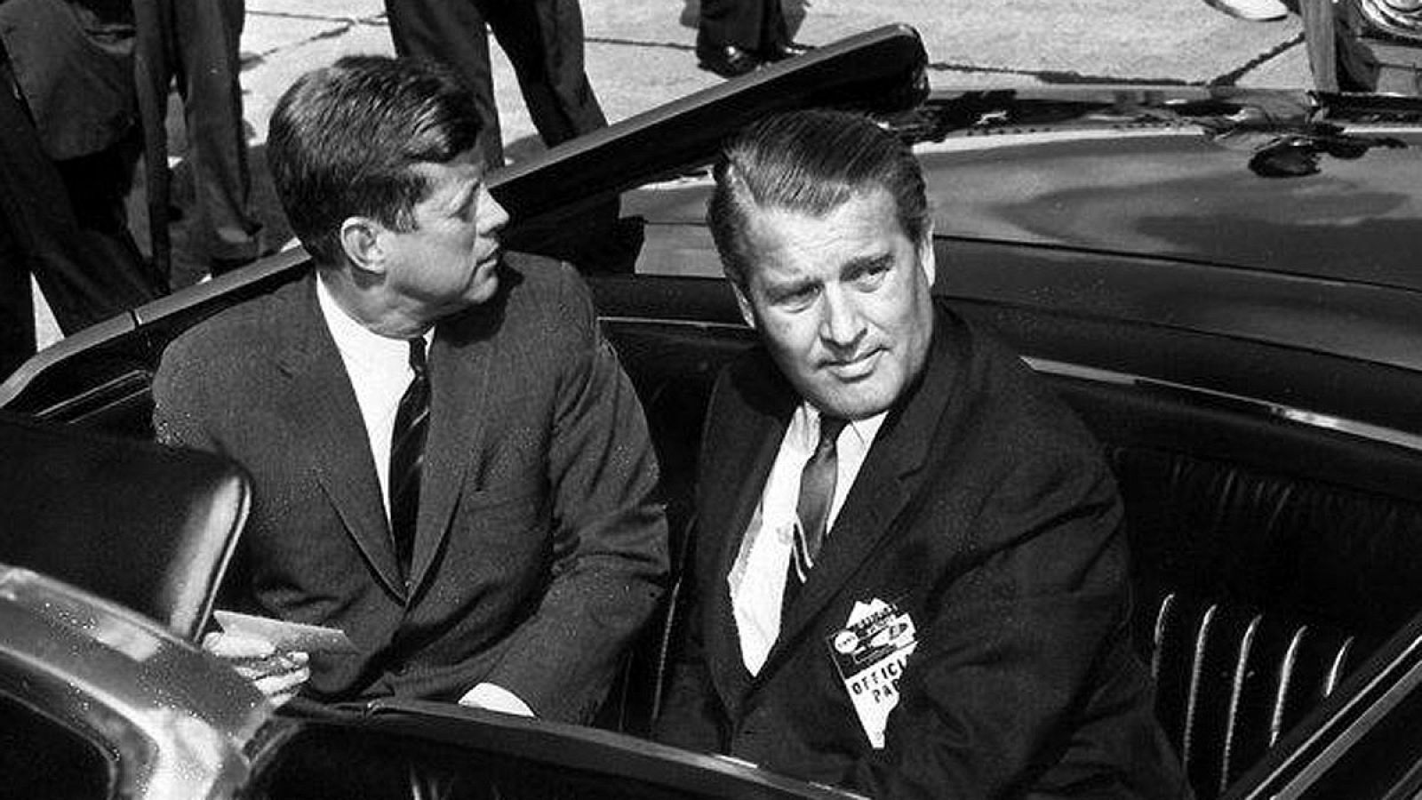 John F. Kennedy, junto a Wernher von Braun, en una imagen de 1962